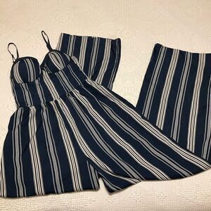 Band of Gypsies Bustier Jumpsuit! Size Small, Navy and White